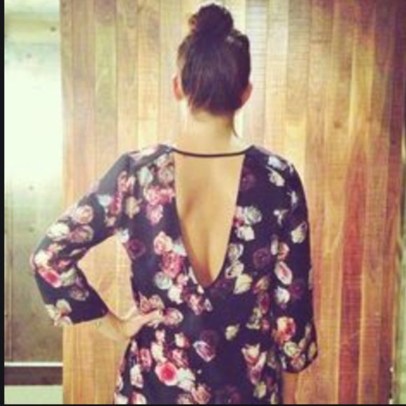 ARITZIA | WILFRED BLACK 100% SILK FLORAL TOP - Picture 2 of 8